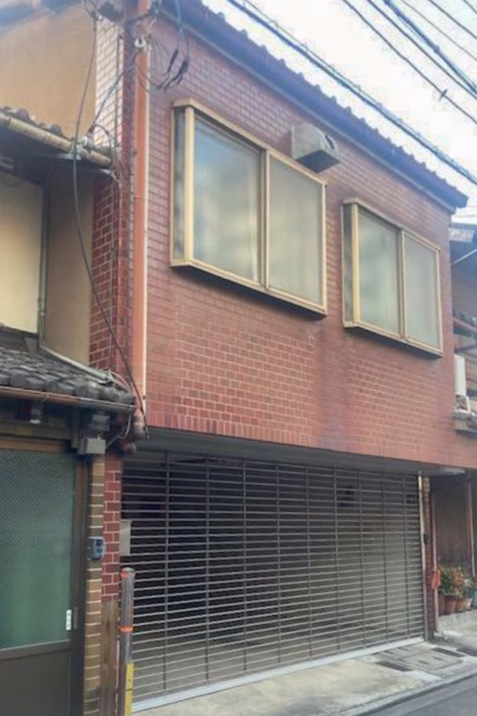 京都河原町駅から徒歩8分。京都市下京区の貸店舗